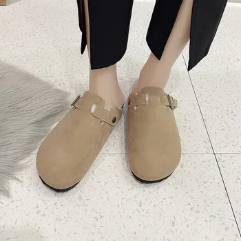 Flat с твердыми женскими тапочками Женская обувь в продаже 2023 Высококачественные вельветовые короткие плюшевые тапочки Модные резиновые Pantuflas